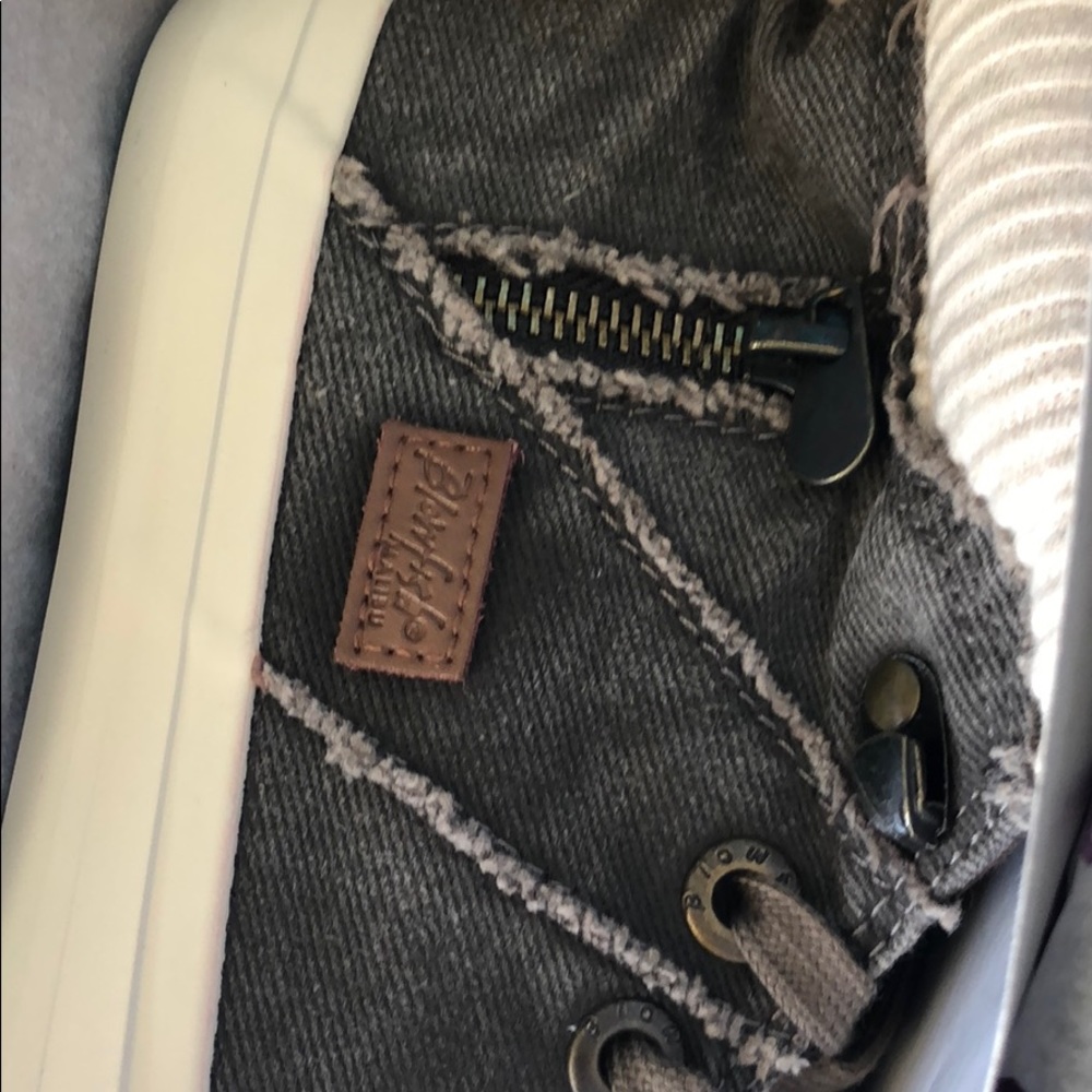 Blowfish Malibu Markie Sneaker - Picture 6 of 6